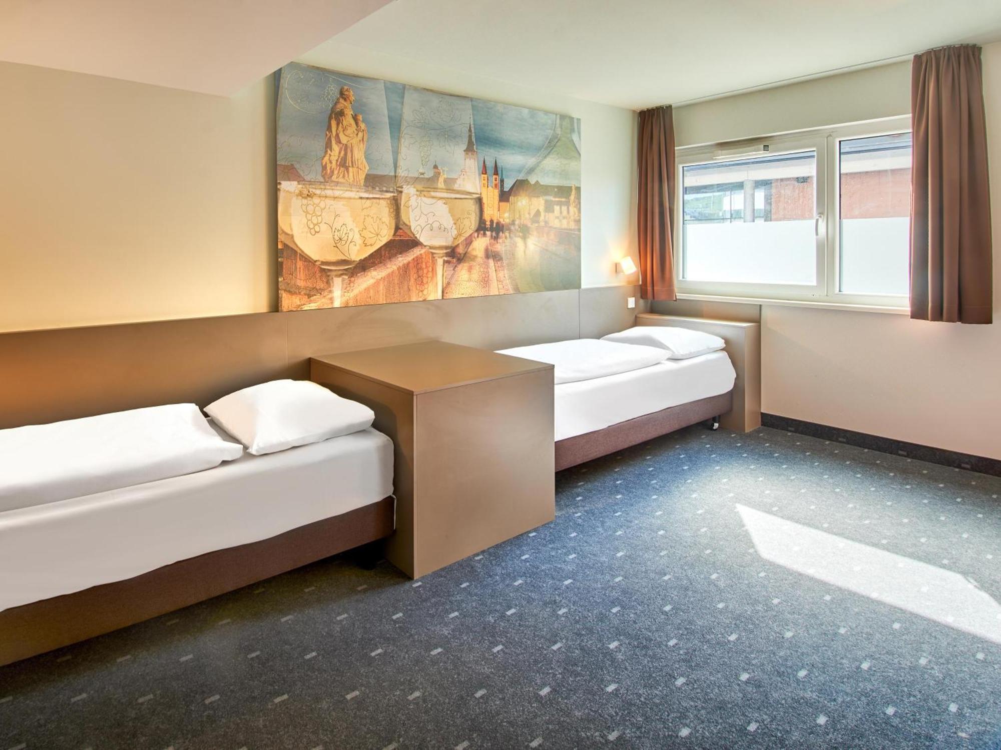 B&B Hotel Wuerzburg-City Exterior photo