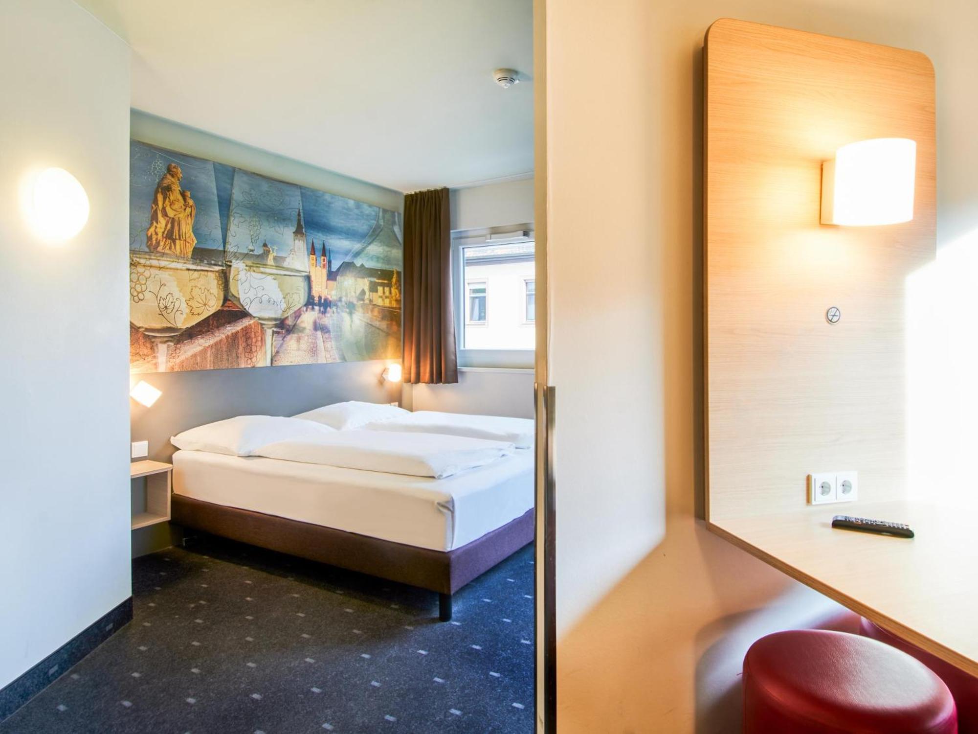 B&B Hotel Wuerzburg-City Exterior photo