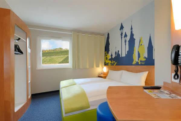B&B Hotel Wuerzburg-City Exterior photo